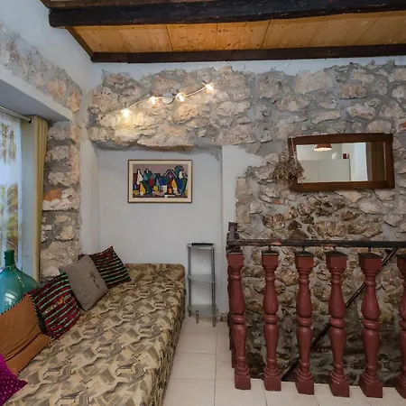 Under Ancient Roofs Vrbnik Apartment Exterior photo