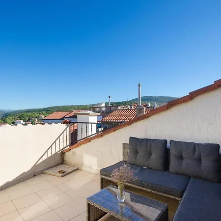 Under Ancient Roofs Vrbnik Apartment Exterior photo