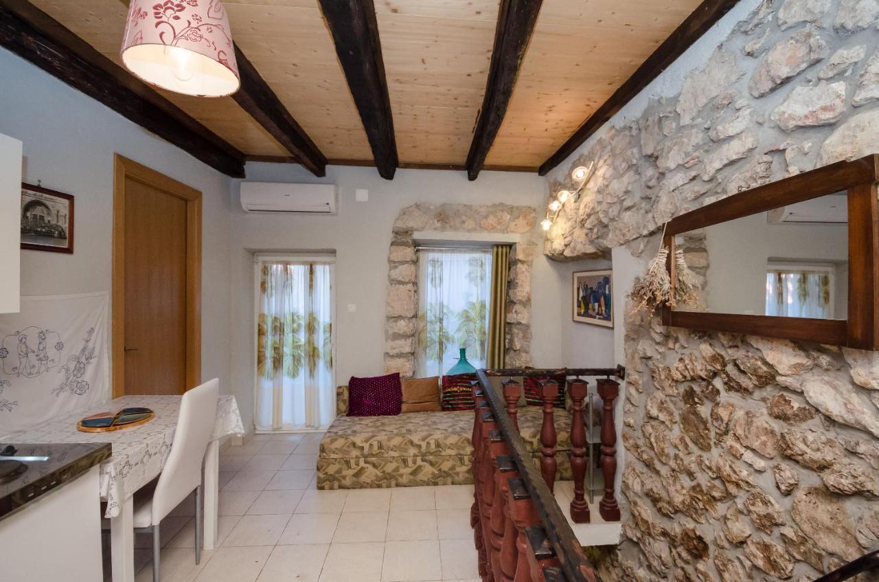 Apartment Under Ancient Roofs *